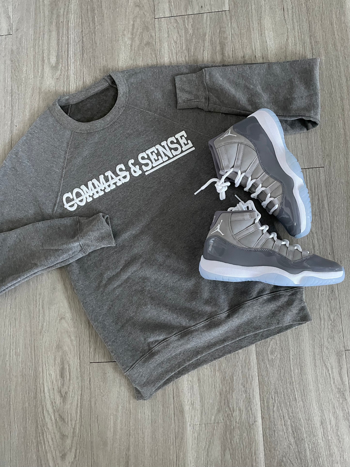 COMMAS & SENSE 3D LOGO CREW