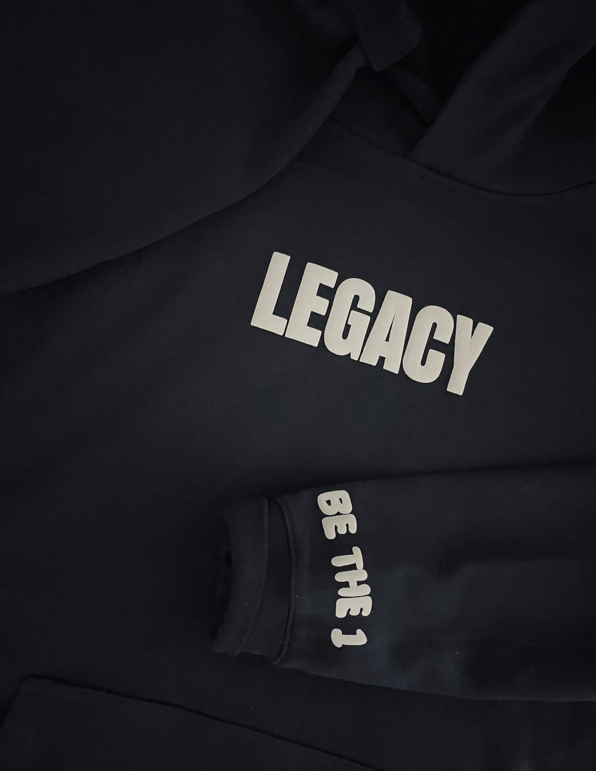 LEGACY HOODIE 'BE THE ONE'