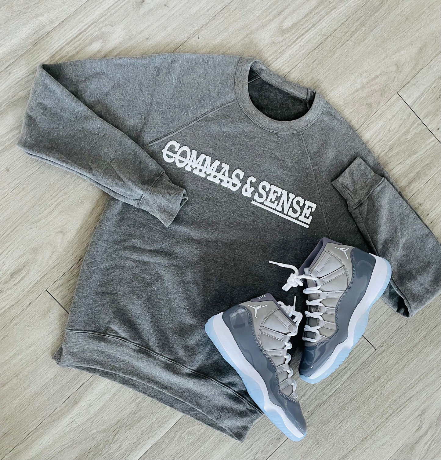 COMMAS & SENSE 3D LOGO CREW