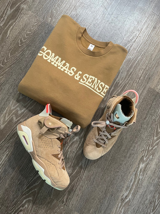 COMMAS & SENSE CLASSIC LOGO CREW